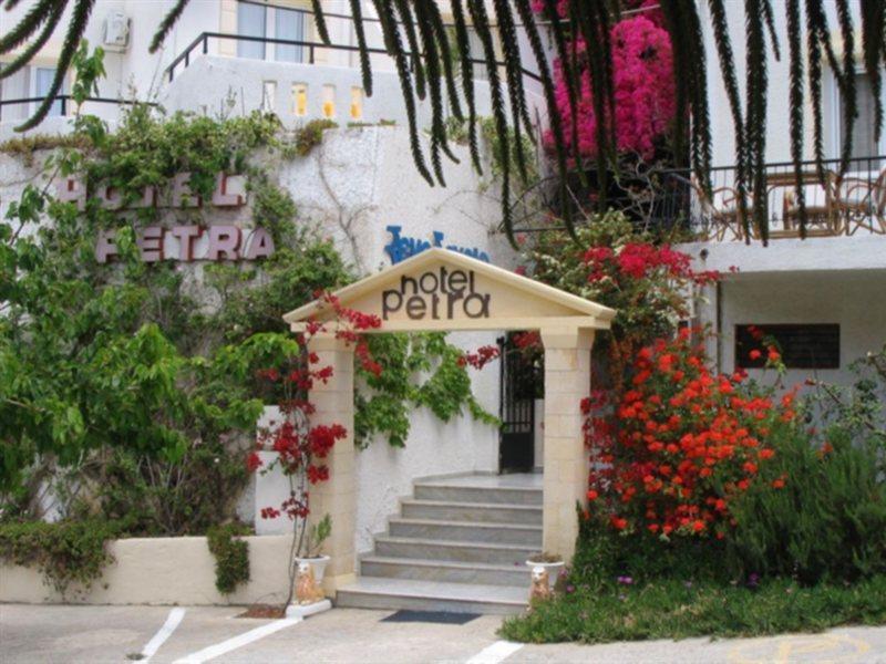 Petra Hotel Agia Galini  Exterior photo